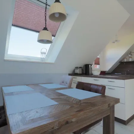 Haus Emilia Fewo 6 Daire Neu Gaarz